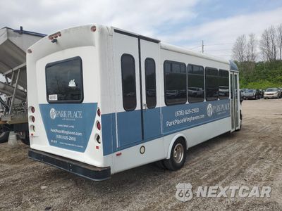Czwarte zdjęcie samochodu z boku: 2014 FORD ECONOLINE E450 SUPER DUTY CUTAWAY VAN VIN:1FDFE4FS2EDB18056 - miniatura