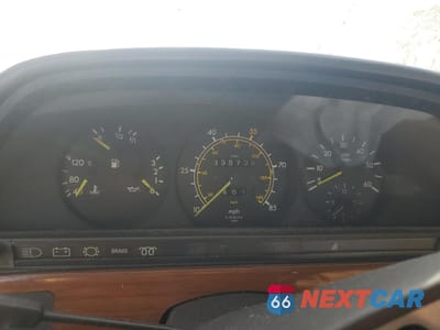 Zdjęcie 9 z 12 samochodu: 1982 MERCEDES-BENZ 300 SD VIN:WDBCB20A5BB000492 - miniatura