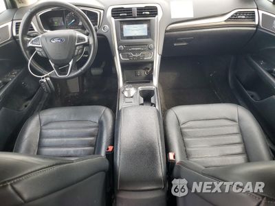 Zdjęcie 8 z 13 samochodu: 2018 FORD FUSION SE HYBRID VIN:3FA6P0LU5JR129928 - miniatura