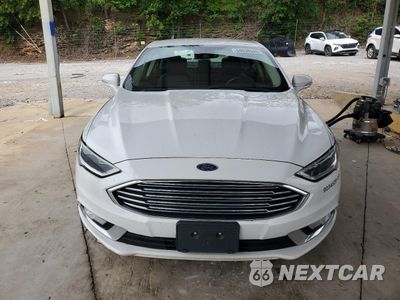 Piąte zdjęcie samochodu w środku: 2017 FORD FUSION SE HYBRID VIN:3FA6P0LU6HR409478 - miniatura