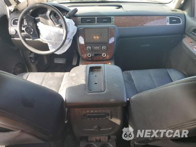 Zdjęcie 8 z 16 samochodu: 2013 CHEVROLET TAHOE POLICE VIN:1GNLC2E07DR326671 - miniatura
