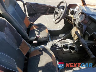 Piąte zdjęcie samochodu w środku: 2014 POLARIS RZR 1000 XP EPS VIN:4XAST1EA9EF362279 - miniatura