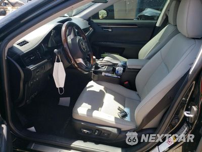 Zdjęcie 7 z 12 samochodu: 2018 LEXUS ES 300H VIN:JTHBW1GG9J2171088 - miniatura