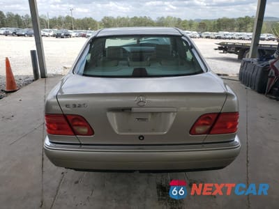 Zdjęcie 6 z 12 samochodu: 1998 MERCEDES-BENZ E 320 VIN:WDBJF65F8WA531354 - miniatura