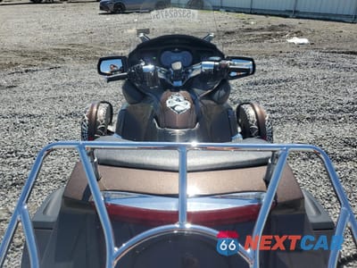 Zdjęcie 6 z 9 samochodu: 2013 CAN-AM SPYDER ROADSTER RT VIN:2BXNBBC10DV004293 - miniatura