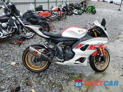 2022 YAMAHA YZFR7 JYARM38E1NA003757 - główne zdjęcie licytacji z USA - miniatura