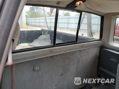 Zdjęcie 10 z 14 samochodu: 2001 NISSAN FRONTIER KING CAB XE VIN:1N6DD26S81C370751 - miniatura