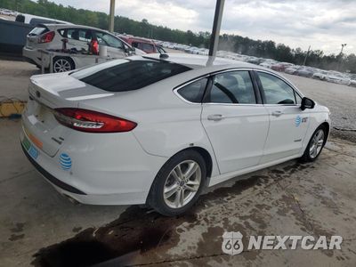 Trzecie zdjęcie samochodu z tyłu: 2018 FORD FUSION SE HYBRID VIN:3FA6P0LU6JR163537 - miniatura