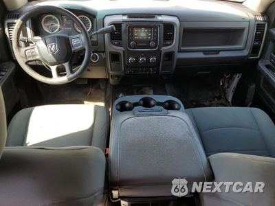Zdjęcie 8 z 16 samochodu: 2018 RAM 2500 ST VIN:3C6UR5HJ1JG256069 - miniatura
