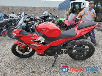 Trzecie zdjęcie samochodu z tyłu: 2021 KAWASAKI EX400 VIN:JKAEXKG19MDAD3372 - miniatura