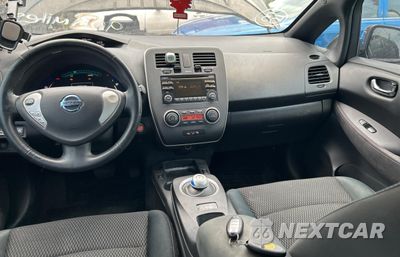 Zdjęcie 9 z 10 samochodu: 2013 NISSAN LEAF S VIN:1N4AZ0CP7DC416463 - miniatura