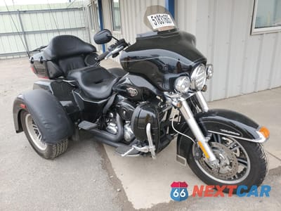 2013 HARLEY-DAVIDSON FLHTCUTG TRI GLIDE ULTRA CLASSIC 1HD1MAM11DB855185 - główne zdjęcie licytacji z USA - miniatura