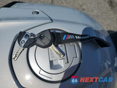 Zdjęcie 8 z 10 samochodu: 2020 BMW S 1000 RR VIN:WB10E2308L6D06079 - miniatura