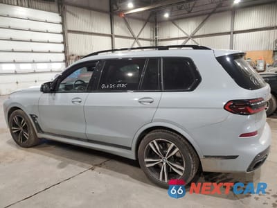 Drugie zdjęcie samochodu z przodu: 2024 BMW X7 M60I VIN:5UX33EM0XR9546475 - miniatura