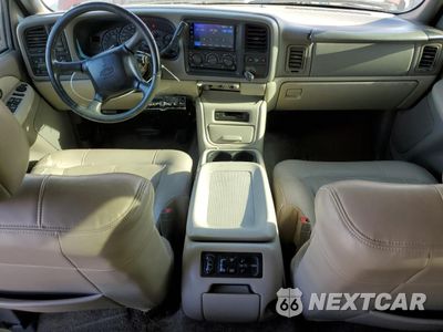 Zdjęcie 8 z 13 samochodu: 2002 CHEVROLET TAHOE K1500 VIN:1GNEK13T42J292672 - miniatura