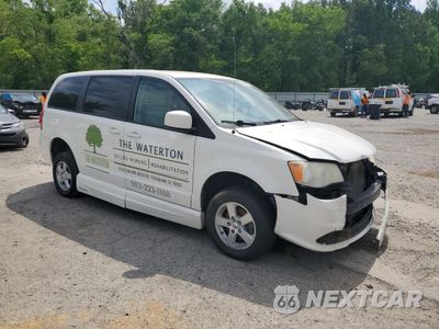 Czwarte zdjęcie samochodu z boku: 2012 DODGE GRAND CARAVAN SXT VIN:2C4RDGCG0CR323505 - miniatura