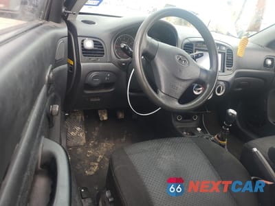 Zdjęcie 8 z 12 samochodu: 2007 HYUNDAI ACCENT GS VIN:KMHCM36C07U025970 - miniatura