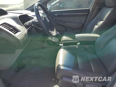 Zdjęcie 7 z 12 samochodu: 2010 HONDA CIVIC EXL VIN:19XFA1F9XAE039075 - miniatura