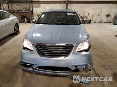 Piąte zdjęcie samochodu w środku: 2013 CHRYSLER 200 LIMITED VIN:1C3CCBCG6DN507250 - miniatura
