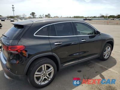 Trzecie zdjęcie samochodu z tyłu: 2021 MERCEDES-BENZ GLA 250 4MATIC VIN:W1N4N4HB8MJ211505 - miniatura