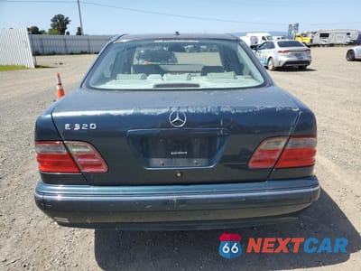 Zdjęcie 6 z 14 samochodu: 2000 MERCEDES-BENZ E 320 VIN:WDBJF65J1YB151080 - miniatura