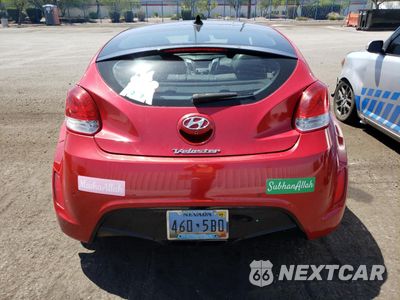 Zdjęcie 6 z 12 samochodu: 2016 HYUNDAI VELOSTER VIN:KMHTC6AD0GU296645 - miniatura