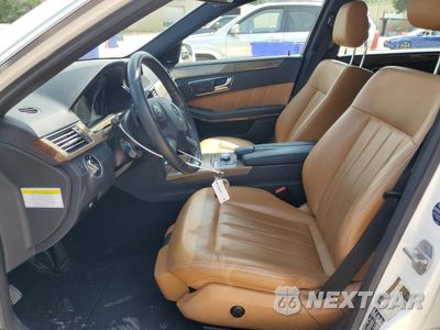 Zdjęcie 7 z 12 samochodu: 2011 MERCEDES-BENZ E 350 VIN:WDDHF5GB1BA435537 - miniatura