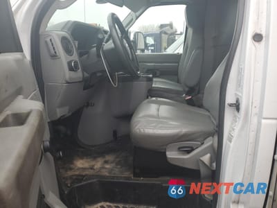 Zdjęcie 7 z 12 samochodu: 2021 FORD ECONOLINE E350 SUPER DUTY CUTAWAY VAN VIN:1FDWE3FN3MDC16001 - miniatura