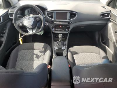 Zdjęcie 8 z 14 samochodu: 2019 HYUNDAI IONIQ VIN:KMHC65LD4KU111746 - miniatura