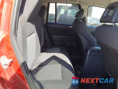 Zdjęcie 10 z 13 samochodu: 2009 JEEP COMPASS SPORT VIN:1J4FF47B49D135411 - miniatura