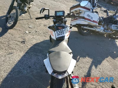 Zdjęcie 6 z 10 samochodu: 2020 KTM 390 DUKE VIN:MD2JPJ403LC268974 - miniatura