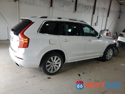 Trzecie zdjęcie samochodu z tyłu: 2016 VOLVO XC90 T6 VIN:YV4A22PK8G1093840 - miniatura