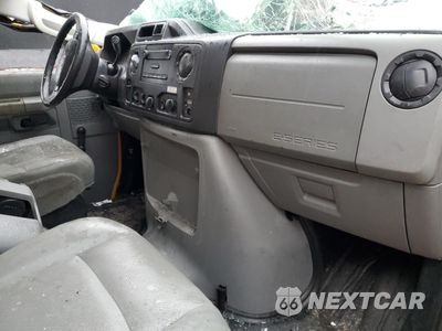 Zdjęcie 8 z 13 samochodu: 2019 FORD ECONOLINE E350 SUPER DUTY CUTAWAY VAN VIN:1FDWE3FS6KDC15864 - miniatura