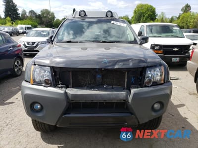 Piąte zdjęcie samochodu w środku: 2015 NISSAN XTERRA X VIN:5N1AN0NW3FN665131 - miniatura