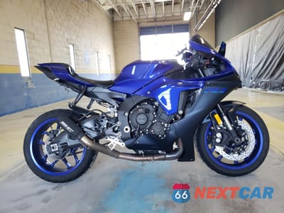 2022 YAMAHA YZFR1 JYARN66E1NA002061 - główne zdjęcie licytacji z USA - miniatura