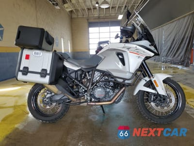 2016 KTM 1290 SUPER ADVENTURE VBKV59408GM938335 - główne zdjęcie licytacji z USA - miniatura
