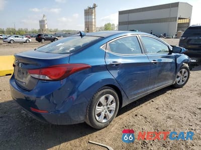 Trzecie zdjęcie samochodu z tyłu: 2016 HYUNDAI ELANTRA SE VIN:KMHDH4AE9GU514620 - miniatura