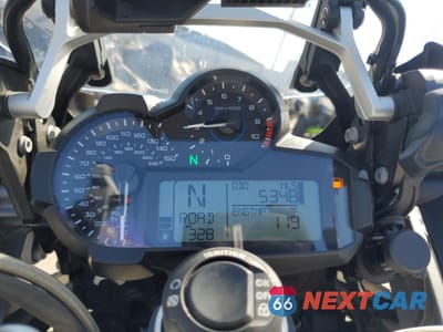 Zdjęcie 7 z 10 samochodu: 2017 BMW R1200 GS VIN:WB10A6100HZ654824 - miniatura