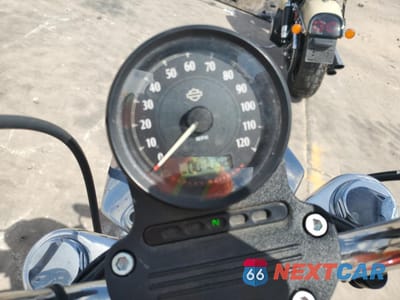 Zdjęcie 7 z 10 samochodu: 2019 HARLEY-DAVIDSON XL883 L VIN:1HD4CR215KC401482 - miniatura