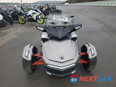 Drugie zdjęcie samochodu z przodu: 2016 CAN-AM SPYDER ROADSTER F3-T VIN:2BXREDD20GV003340 - miniatura