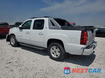 Drugie zdjęcie samochodu z przodu: 2011 CHEVROLET AVALANCHE LT VIN:3GNTKFE35BG280663 - miniatura