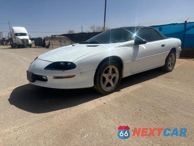 Drugie zdjęcie samochodu z przodu: 1997 CHEVROLET CAMARO BASE VIN:2G1FP22KXV2124842 - miniatura