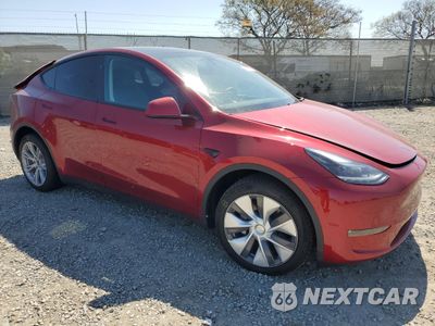 Czwarte zdjęcie samochodu z boku: 2024 TESLA MODEL Y VIN:7SAYGDEE8RA233147 - miniatura