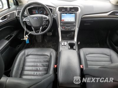 Zdjęcie 8 z 13 samochodu: 2018 FORD FUSION SE HYBRID VIN:3FA6P0LU2JR171845 - miniatura