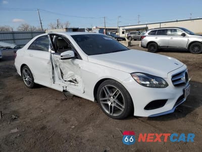 Czwarte zdjęcie samochodu z boku: 2014 MERCEDES-BENZ E 350 4MATIC VIN:WDDHF8JB7EA975781 - miniatura
