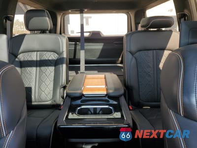 Zdjęcie 10 z 15 samochodu: 2022 JEEP GRAND WAGONEER SERIES III VIN:1C4SJVGJ5NS202569 - miniatura