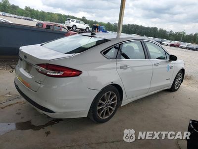 Trzecie zdjęcie samochodu z tyłu: 2017 FORD FUSION SE HYBRID VIN:3FA6P0LU8HR409482 - miniatura