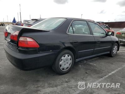 Trzecie zdjęcie samochodu z tyłu: 1999 HONDA ACCORD LX VIN:1HGCG6653XA159471 - miniatura