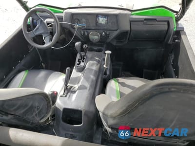 Zdjęcie 9 z 11 samochodu: 2021 KAWASAKI KRT800 J VIN:JKBRTCJ1XMB500027 - miniatura