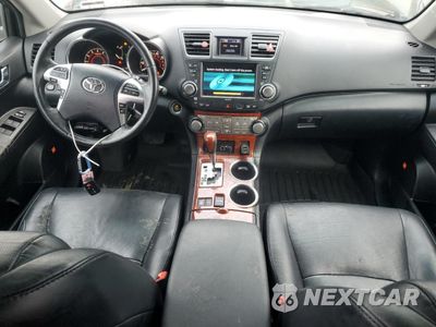 Zdjęcie 8 z 13 samochodu: 2011 TOYOTA HIGHLANDER LIMITED VIN:5TDDK3EHXBS063330 - miniatura
